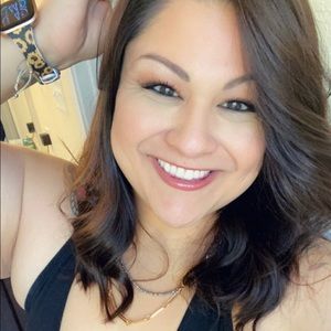 Meet your Posher, Veronica